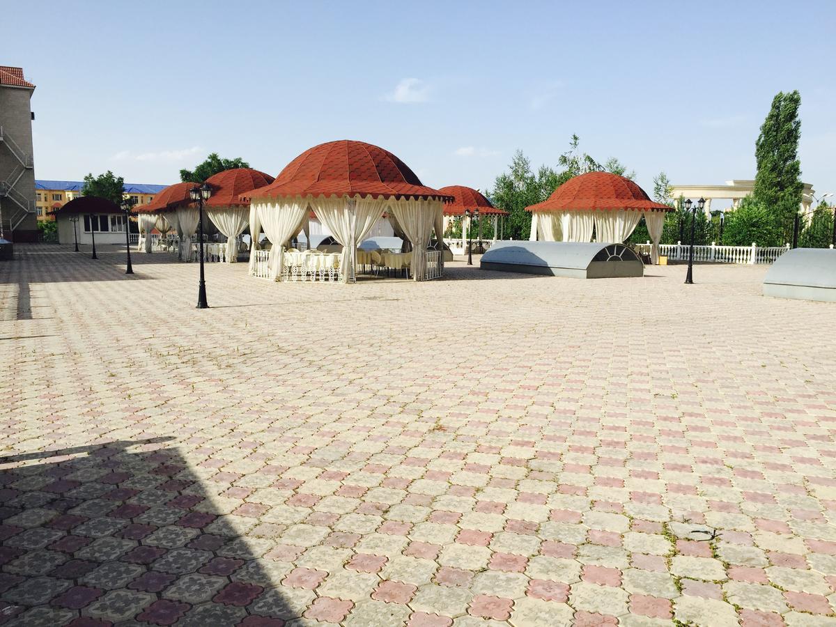 Hotel Ark Ms Taras Exterior foto