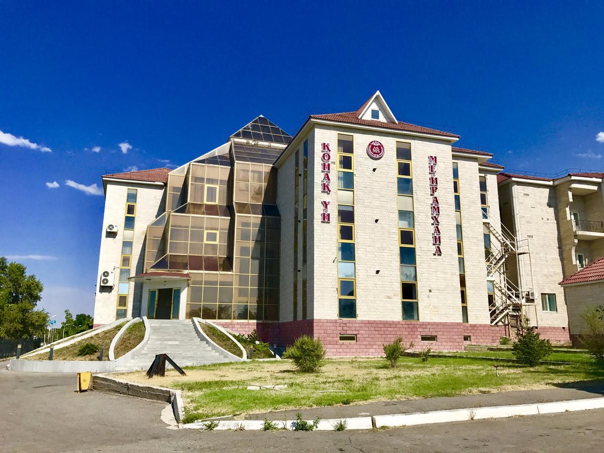 Hotel Ark Ms Taras Exterior foto