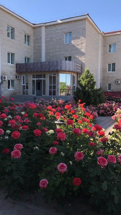 Hotel Ark Ms Taras Exterior foto